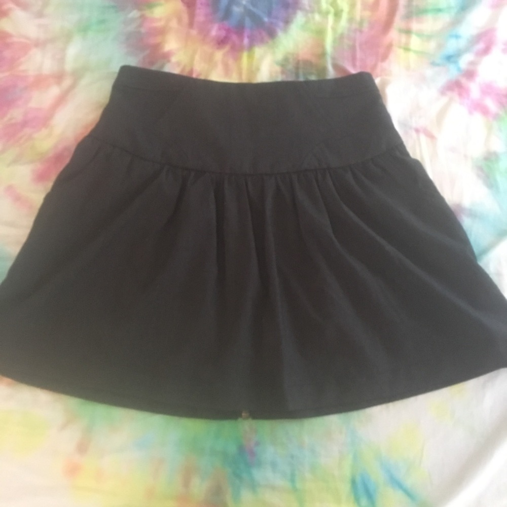 Women’s charcoal pocket skirt size medium